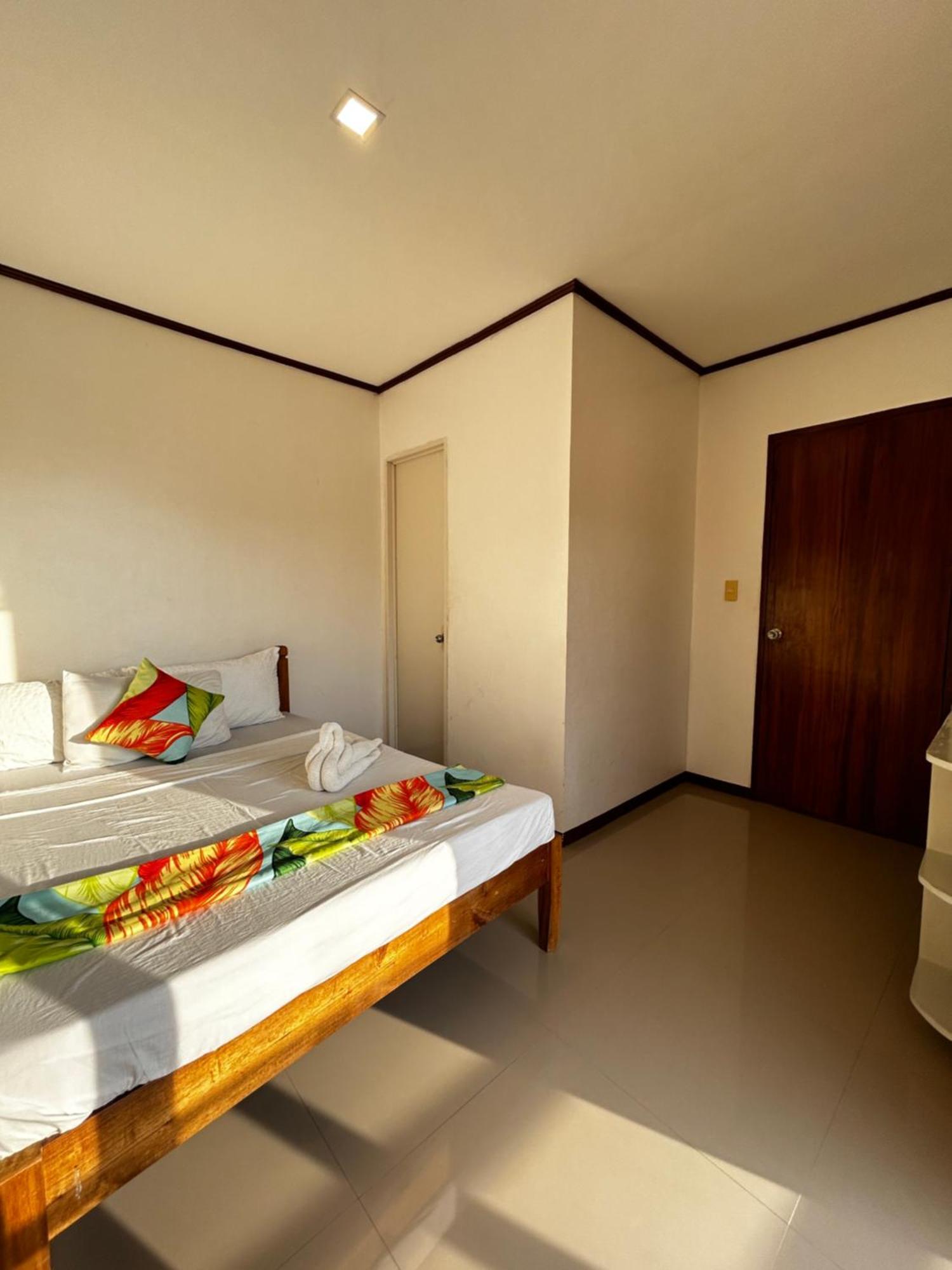 Brenmariel Tourist Inn El Nido Ngoại thất bức ảnh