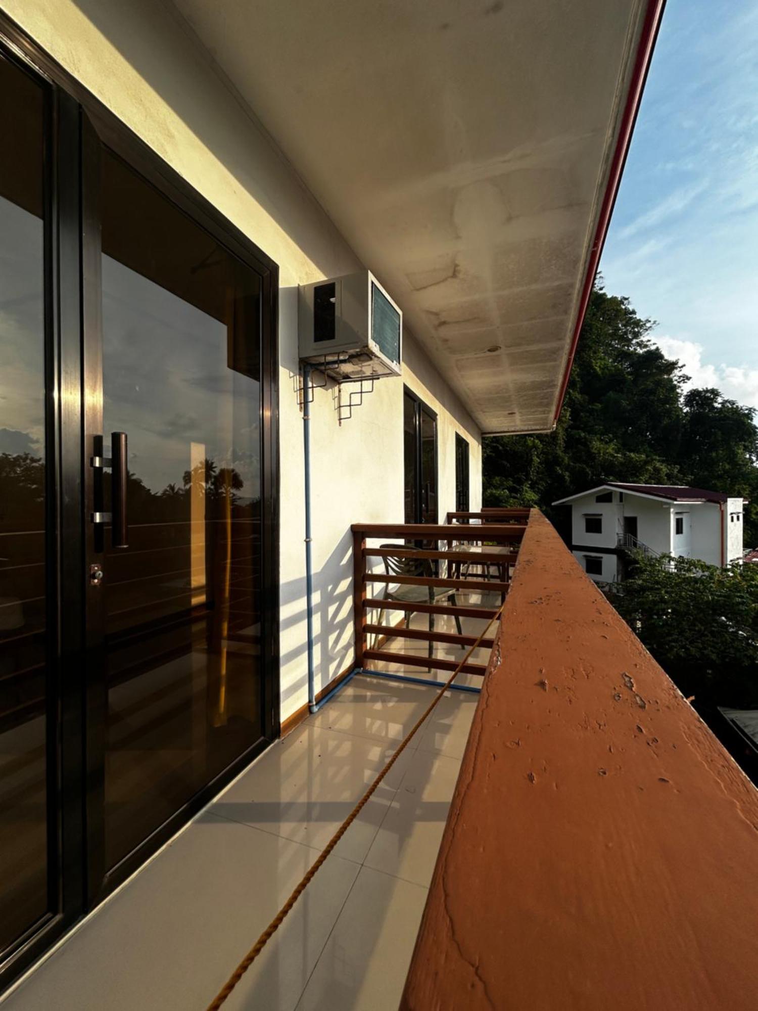 Brenmariel Tourist Inn El Nido Ngoại thất bức ảnh